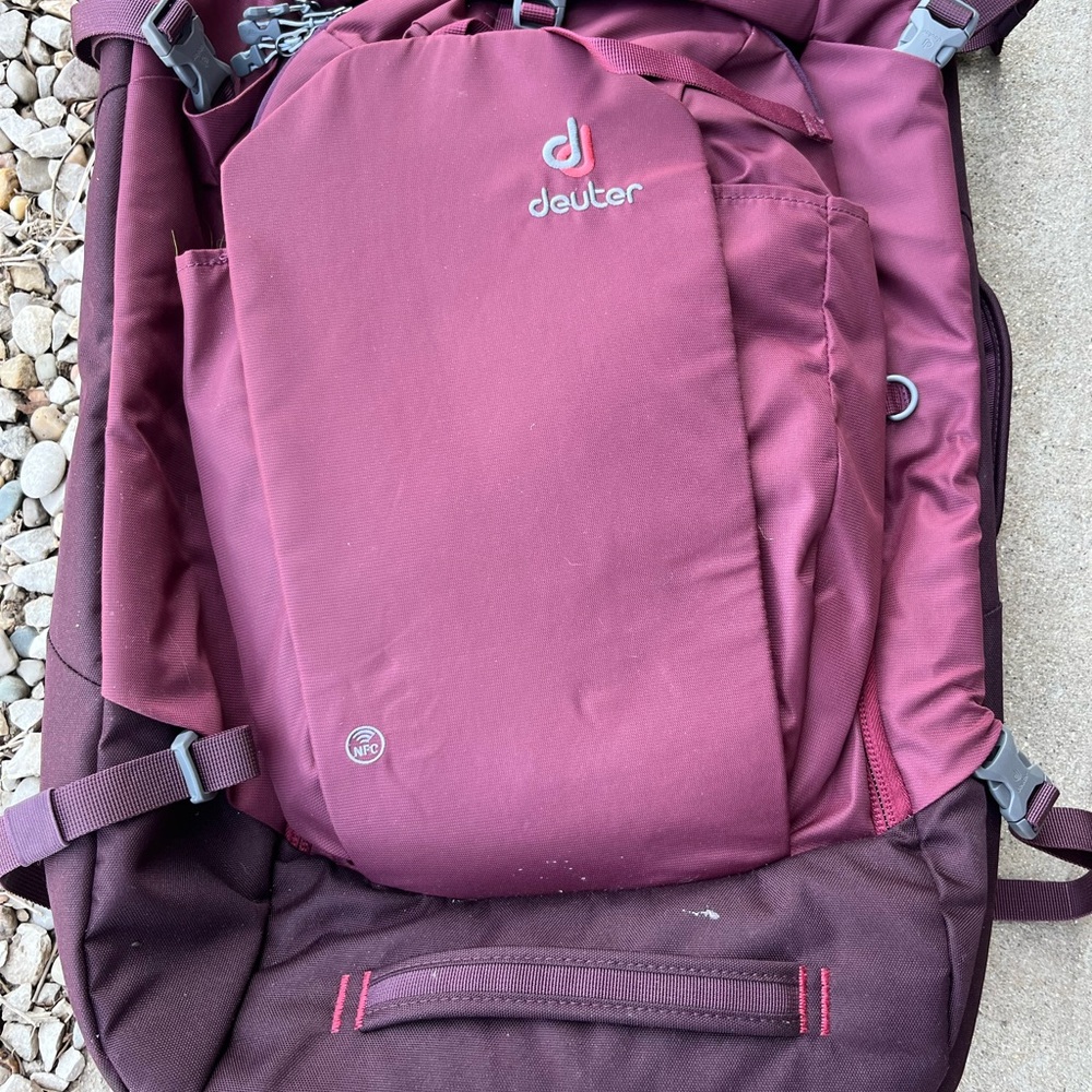 Deuter Burgundy Backpack AVIANT ACCESS 50 SL